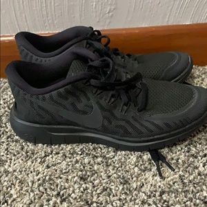 EUC Black Nike Women’s Running Shoes